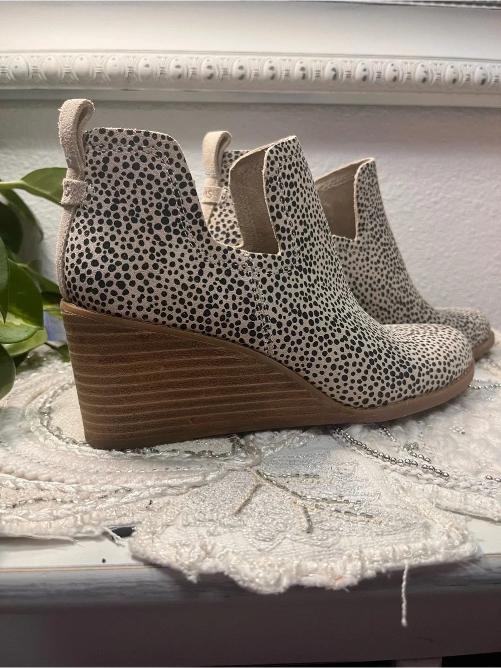 Toms Leopard-Print Wedge Ankle Booties in Beige and Black (6) see description